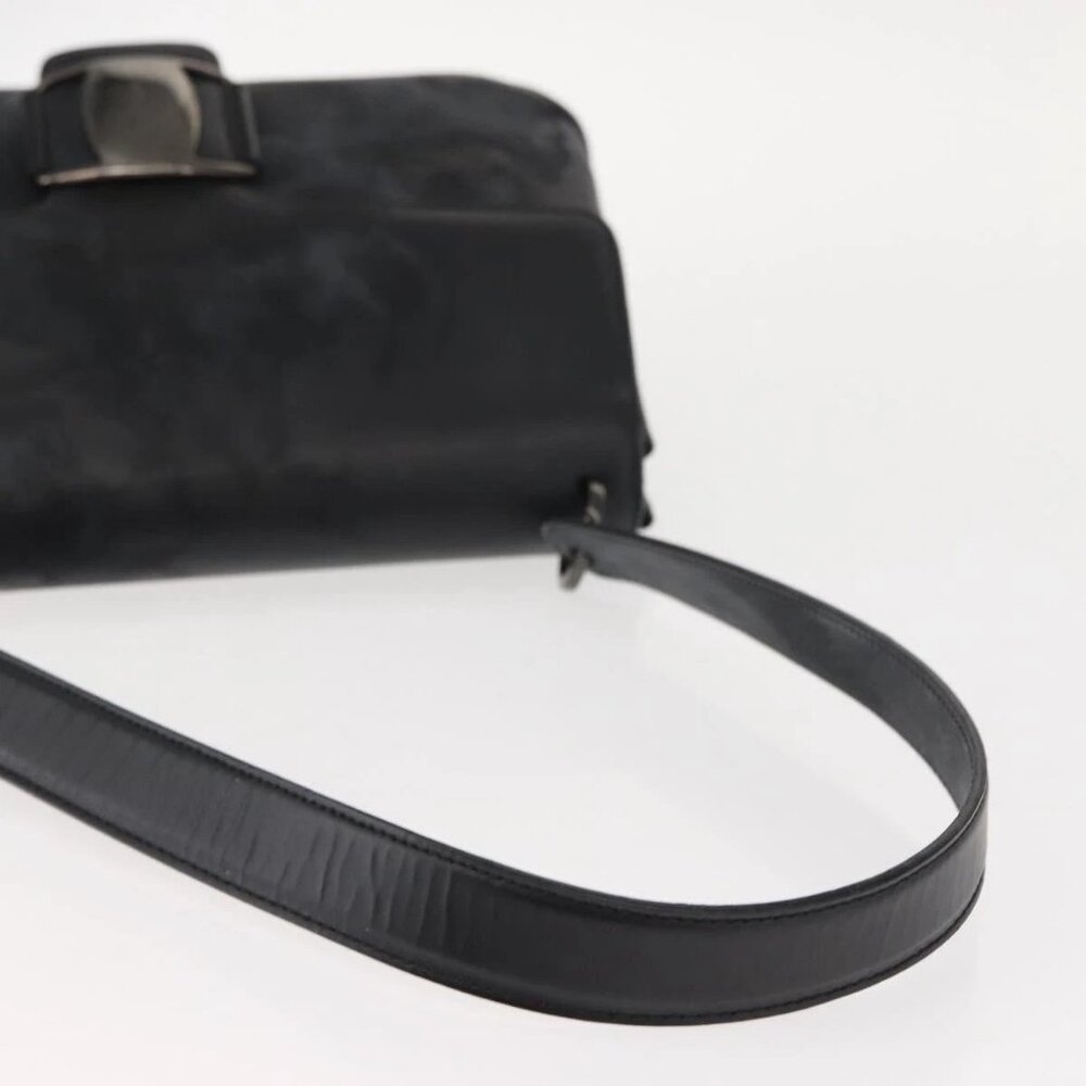Salvatore Ferragamo Vala Shoulder Bag Leather Black Silver Auth gh1115 - Picture 8 of 16